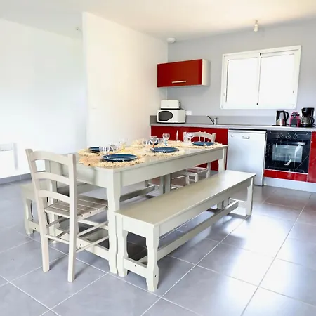 Oceane & Jacuzzi Et Piscine Chauffee Dom wakacyjny