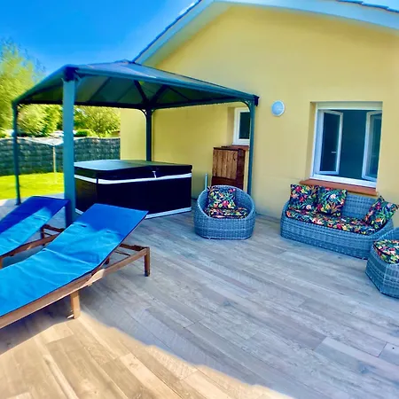 Oceane & Jacuzzi Et Piscine Chauffee Dom wakacyjny Sainte-Eulalie-en-Born