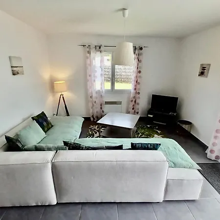 Dom wakacyjny Oceane & Jacuzzi Et Piscine Chauffee