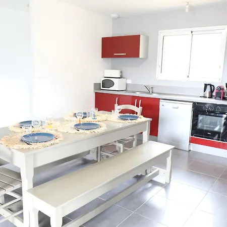 Oceane & Jacuzzi Et Piscine Chauffee