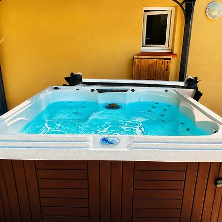 Nyaraló Oceane & Jacuzzi Et Piscine Chauffee Sainte-Eulalie-en-Born