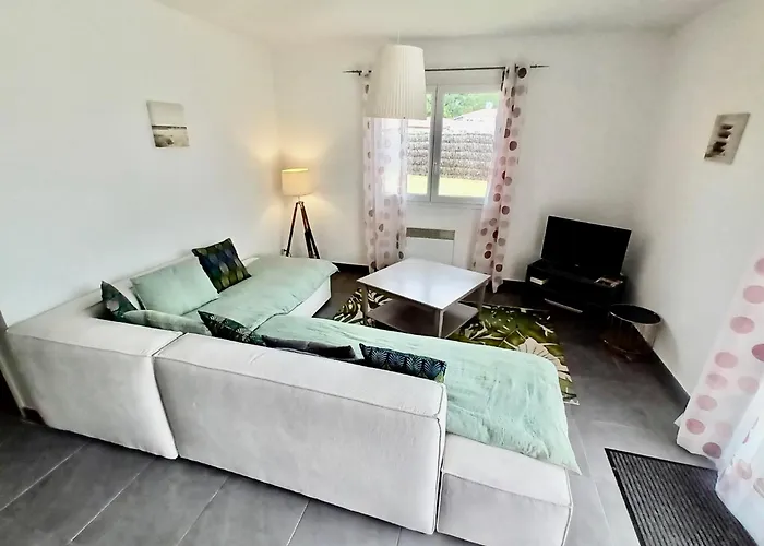 Oceane & Jacuzzi Et Piscine Chauffee * Sainte-Eulalie-en-Born