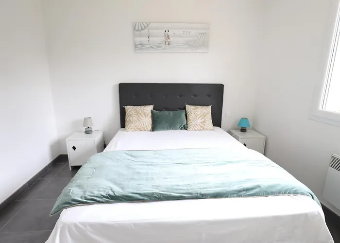 Oceane & Jacuzzi Et Piscine Chauffee